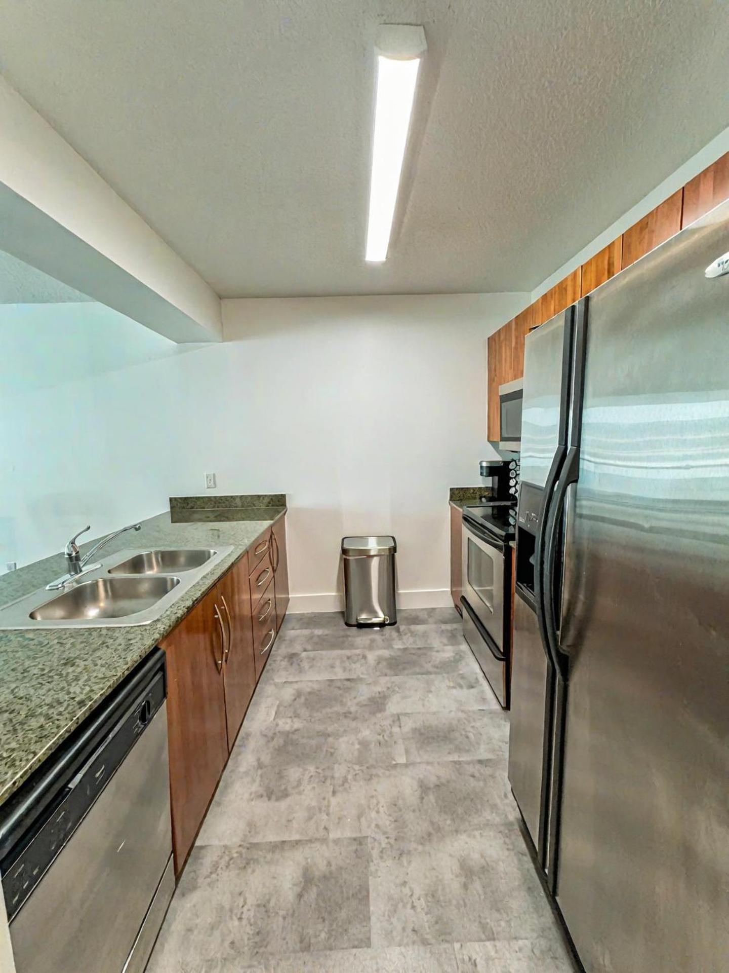 Appartement Elegant Centric Vibrant Pool Jacuzzi Free Parking à Miami Extérieur photo